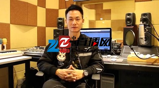 喜剧电影《危笑时刻》将映 王辉:有旋律节奏的画面(图3)