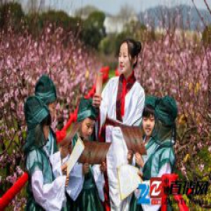 专稿：萌翻天！象山小童星十里桃林学国学