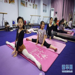 河北涉县：山区孩子的多彩暑假