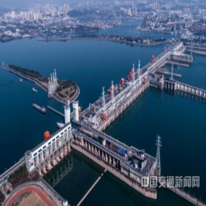 【壮丽70年奋斗新时代】一闸开航万船安
