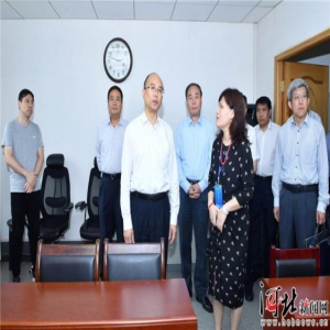 许勤调研检查2019年高考准备工作