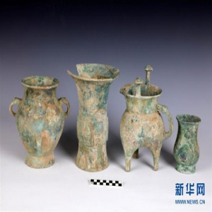 河南安阳辛店遗址出土一批商代晚期青铜礼器