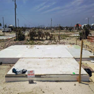 飓风“迈克尔” 重创美国佛州