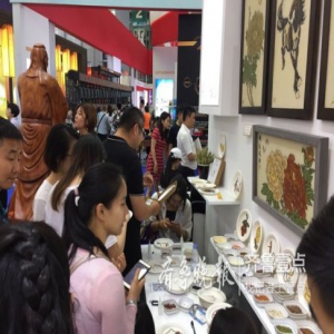 文博会上，山东展团不仅赚足人气，还获大单和大奖