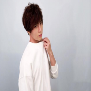 狮子王热映 蔡徐坤无辜 陈奕天向陈赫询问剧情一样么