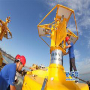 山东烟台：投放智能浮标 助力海洋环保