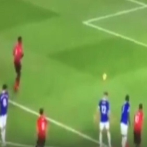 光想着秀?博格巴小碎步罚点 魔鬼的步伐赛后还是难逃网友恶搞