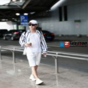 郭子渝连夜赶机工作忙 新剧不断引期待