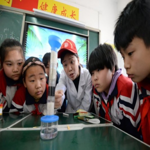 河北邯郸：迎接“世界水日” 节水科普进校园