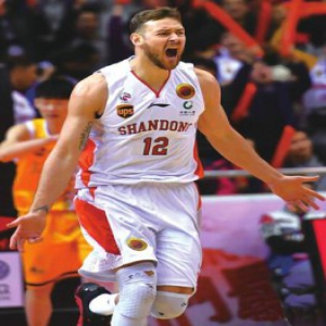 山东男篮转战上海滩 季后赛席位仍不保险