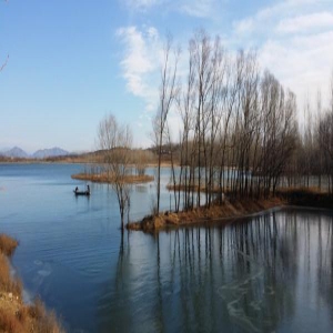 美丽的翠屏湖