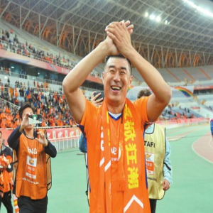 鲁能“九哥”落叶归根