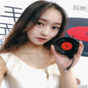 “薄如黑胶唱片”，南孚黑胶唱片无线充电器