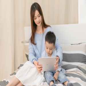 寒冬暖心礼 华为智能语音平板M5青春版带来智慧生活