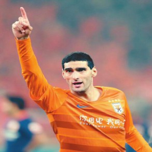 费莱尼首秀就进球 鲁能1：0击败人和连续三个赛季取得中超开门红