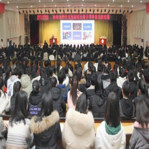 山东三年级女生多次遭老师强奸、猥亵，学校严禁男老师单独对女生谈话