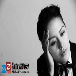 王力可黑白大片攻气十足 魅惑变身霸道总裁好撩人