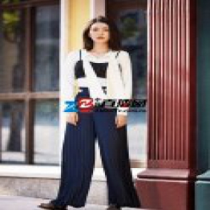 美炸天！吕佳容光芒藏不住气质神似高圆圆