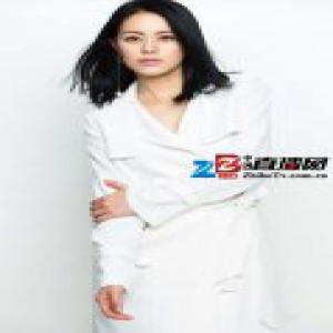 王力可白衣写真大片曝光 浅笑倩兮秒变天仙攻