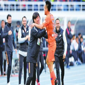 鲁能客场4：2轻取天海 “填海”只需七分钟！