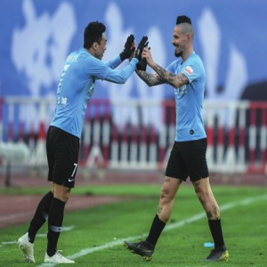 一方或反弹 鲁能要小心！大连队提前两天抵济 期待赛季首胜“解渴”