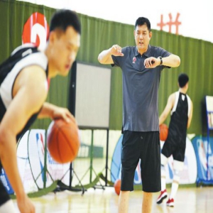 山东男篮训练忙