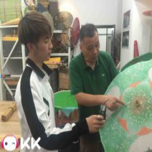 KK直播“非遗”《匠人与匠心》探秘西湖绸伞