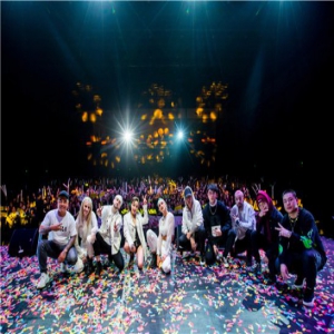 VaVa毛衍七新专辑震撼首发 “凰者归来”