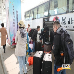 【高清组图】河北第十二批援助尼泊尔医疗队今日起飞