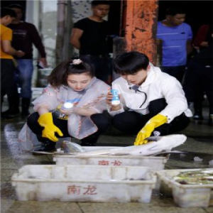 《忘不了餐厅》告白日播出寻回家乡味道