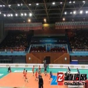 国手交手 名帅过招：中国女排联赛小组赛北京胜江苏
