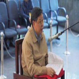 湖南怀化原副市长一审获刑10年 曾伙同女儿受贿