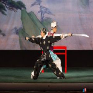 日本大学生在北京上演京剧 精湛演出获满堂喝彩