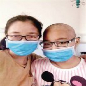 河南13岁少女罹患重症 跪求父母放弃自己