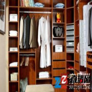 新买了衣柜就马上放衣服？当心甲醛！