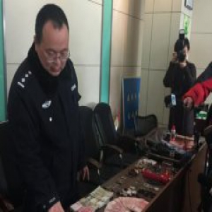 跨省大盗团伙落网记：只因人群中多看了你一眼