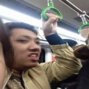 男子屡次偷窃空姐内衣 警方悬赏5000元追捕嫌疑人