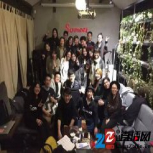 他的创业项目，是让那些寂寞的年轻人凑个局 | 100 个创业者