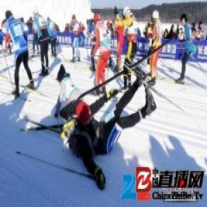 世界顶级越野滑雪职业赛首进中国 千余选手林海竞速