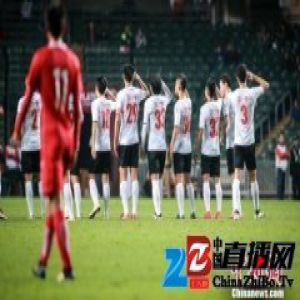 省港杯广东队摘得四连冠 进球后队员集体致敬国旗