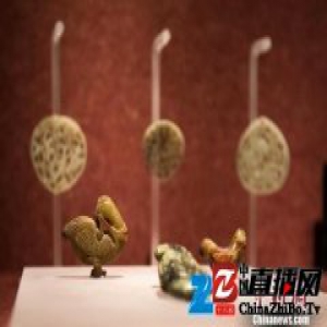 近200件珍贵生肖鸡文物南京展出 寓意新年吉祥