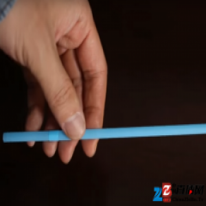 家里的洗手盆堵了？一根吸管就搞定 连维修的钱都省了！