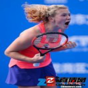20岁捷克球手斯尼亚科娃深圳网球公开赛夺冠