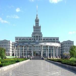 哈工大2016毕业生就业报告 超三成签约国防系统