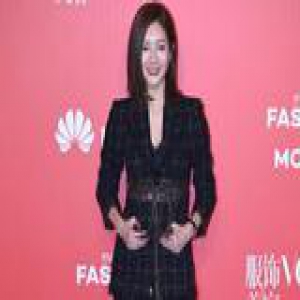 穿上超显瘦的“男友衣” 李冰冰唐嫣都更时髦啦