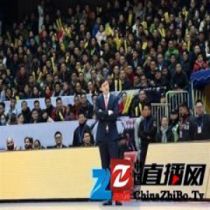 球迷往场内扔打火机 四川赛区恐遭篮协处罚