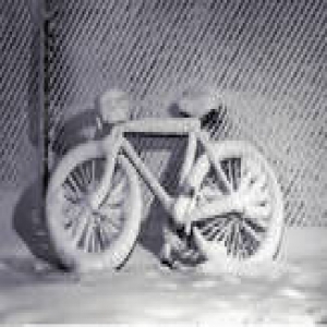 供应链与资金带来双重压力，共享单车前途未卜