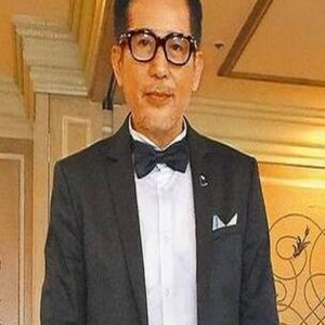 他曾与林青霞苦恋18年 如今年届70风采依旧