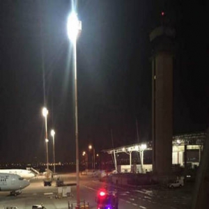 赌王儿子险遇航空事故 飞机起飞前着火(图)