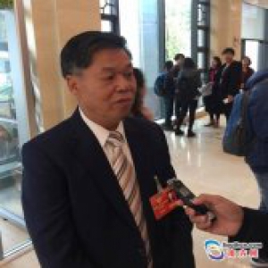 广东两会:委员关注振兴实体经济 呼吁减税